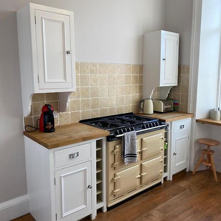 Beautiful & Bright 2 Bed Flat Murrayfield Edinburgh Ngoại thất bức ảnh