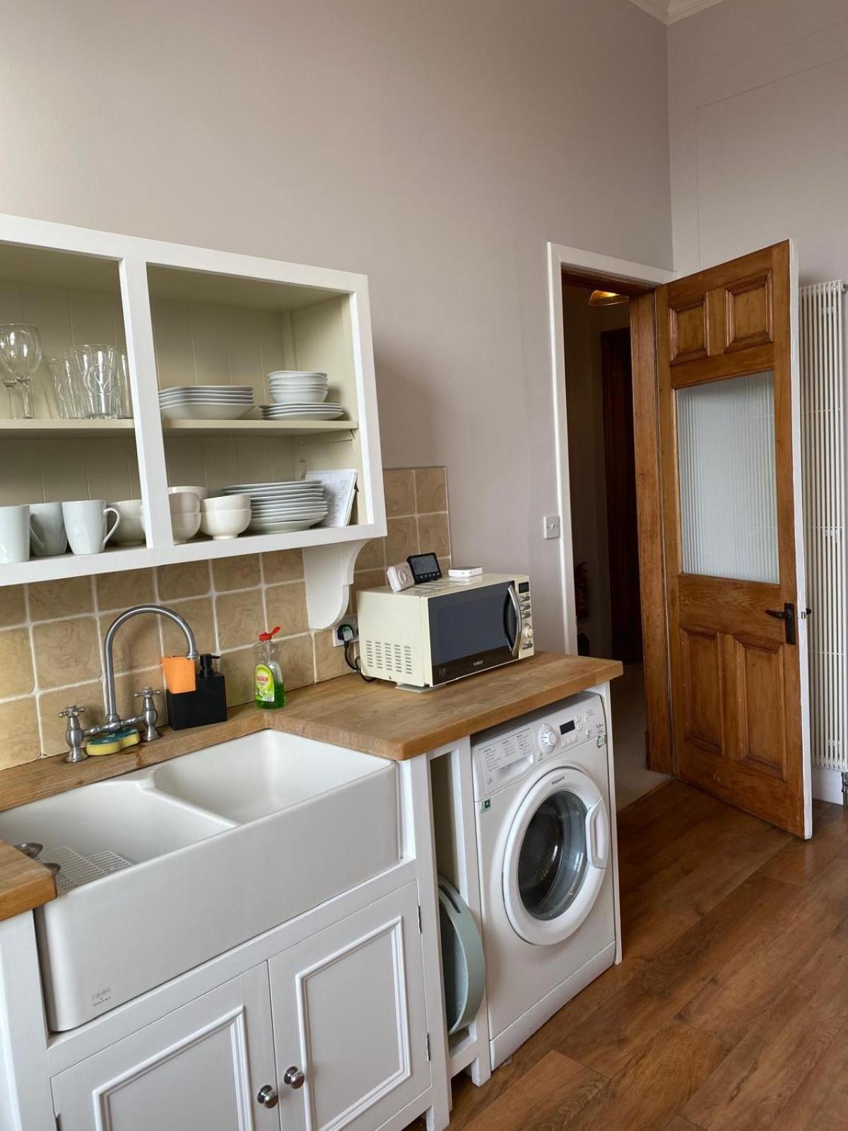 Beautiful & Bright 2 Bed Flat Murrayfield Edinburgh Ngoại thất bức ảnh