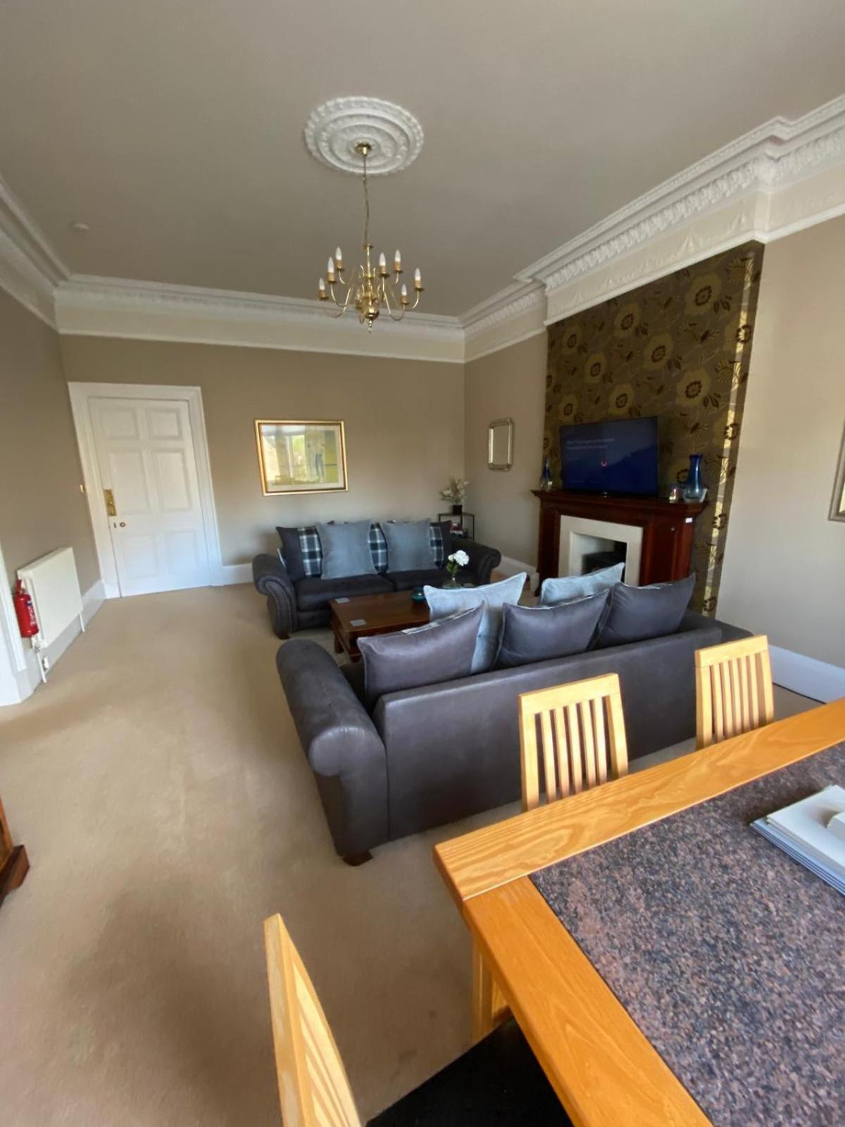 Beautiful & Bright 2 Bed Flat Murrayfield Edinburgh Ngoại thất bức ảnh